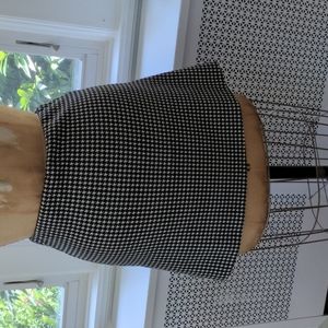 Aqua Houndstooth Skirt Kids Size M